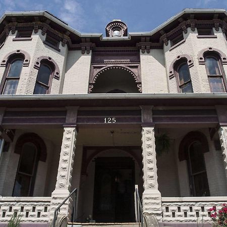 The Mitchell House Bed And Breakfast 서클빌 외부 사진