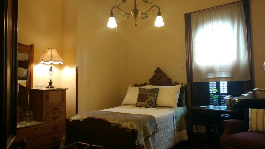 The Mitchell House Bed And Breakfast 서클빌 외부 사진
