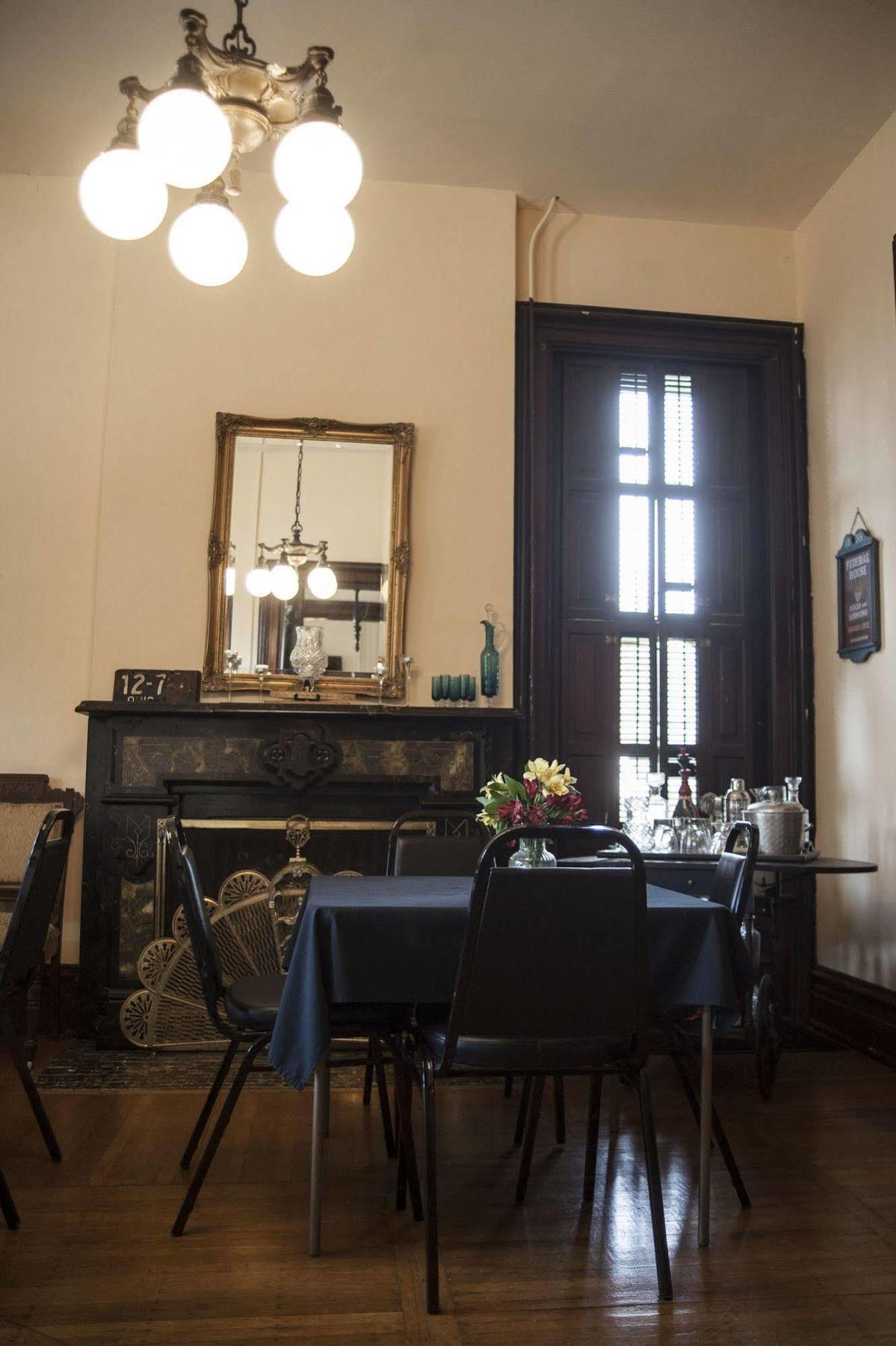 The Mitchell House Bed And Breakfast 서클빌 외부 사진