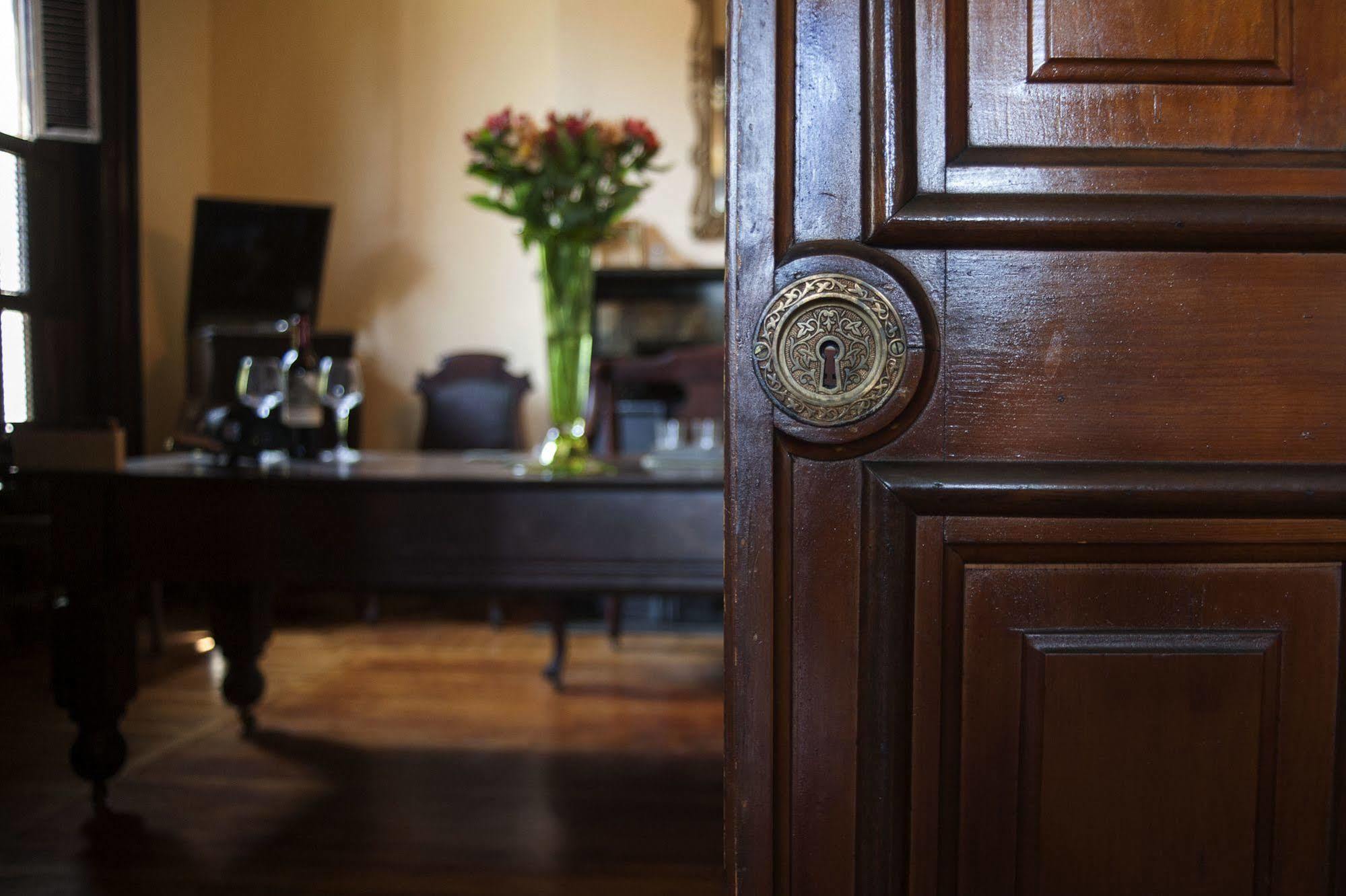 The Mitchell House Bed And Breakfast 서클빌 외부 사진